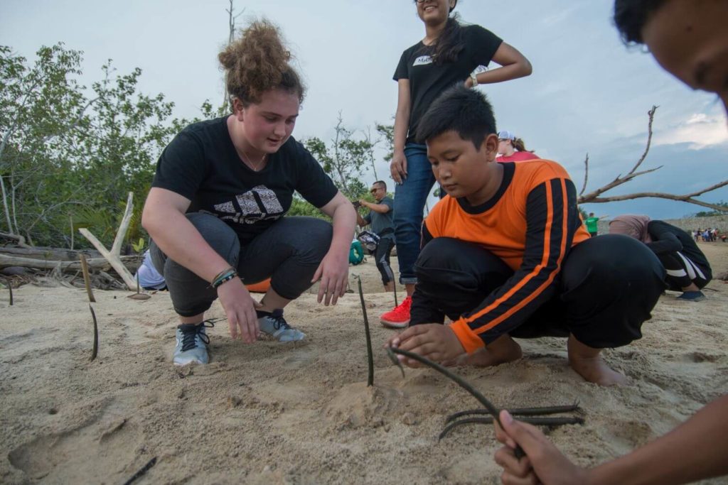 biology field trip marine conservation school trip in Malaysia