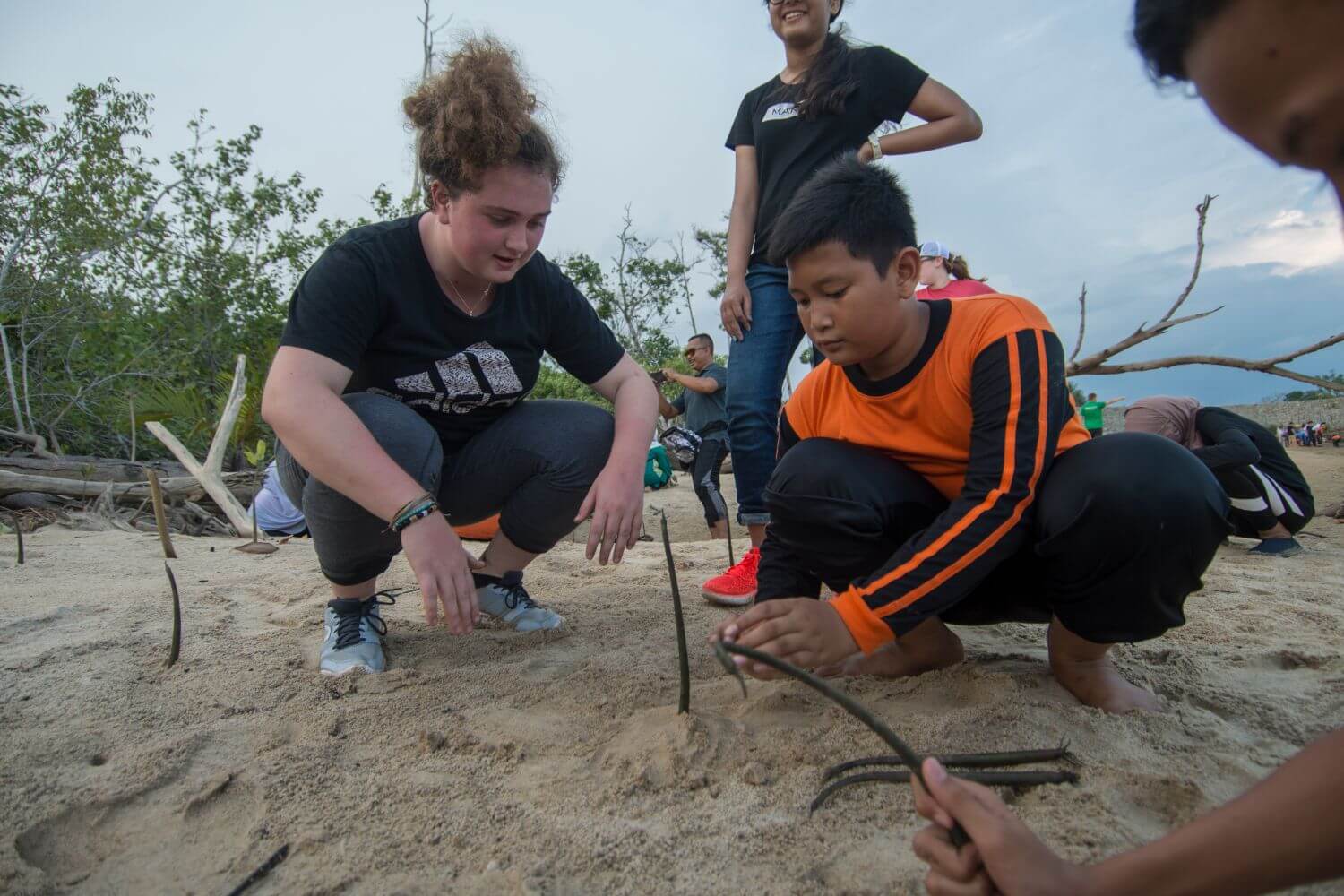 Biology field trip and mangrove conservation with Fuze Ecoteer in Malaysia