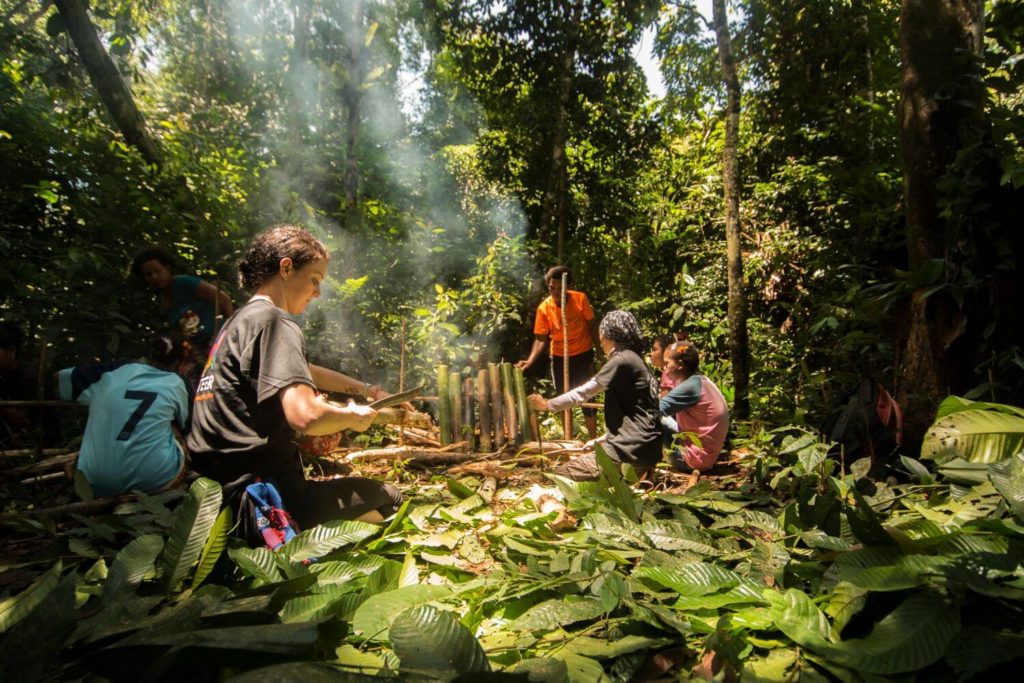 Rainforest school camp in Malaysia Bateq jungle survival skills